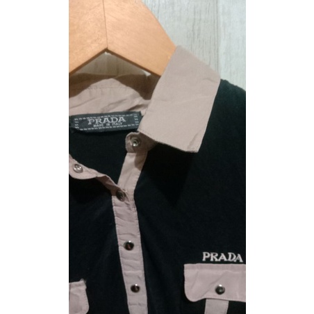 kaos cewe Prada second