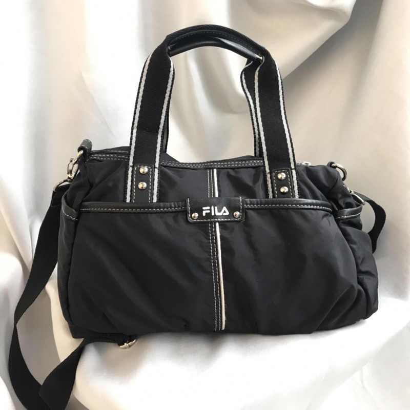 FILA                                                                        sling bag               