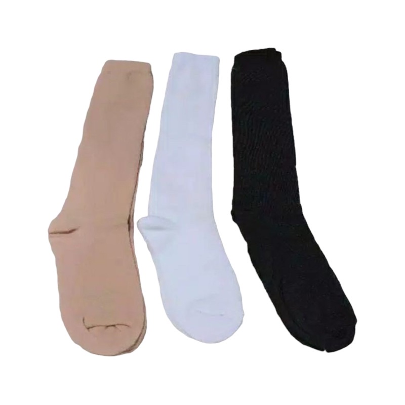 Kaos Kaki Panjang Sampai Bawah Lutut