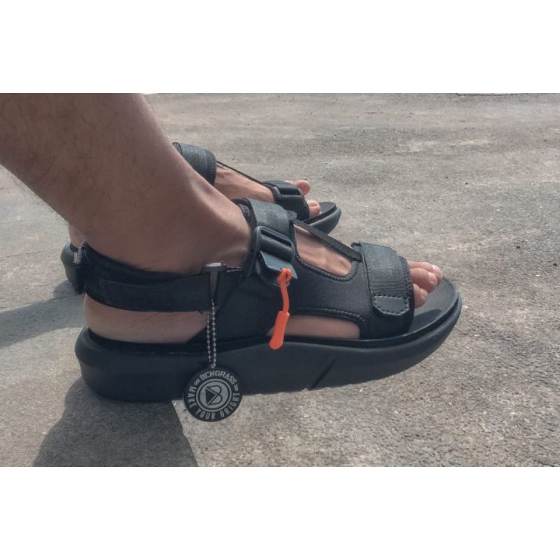 Sandal pria-Sandal gunung pria-sandal outdor-sandal traveling pria BENGRASS