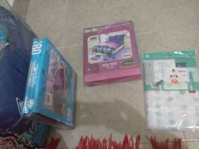 Sprei California 180x200 Abstrak Adem Murah Bahan Katun Sprey Kalifornia Dewasa - Ijn Plaza