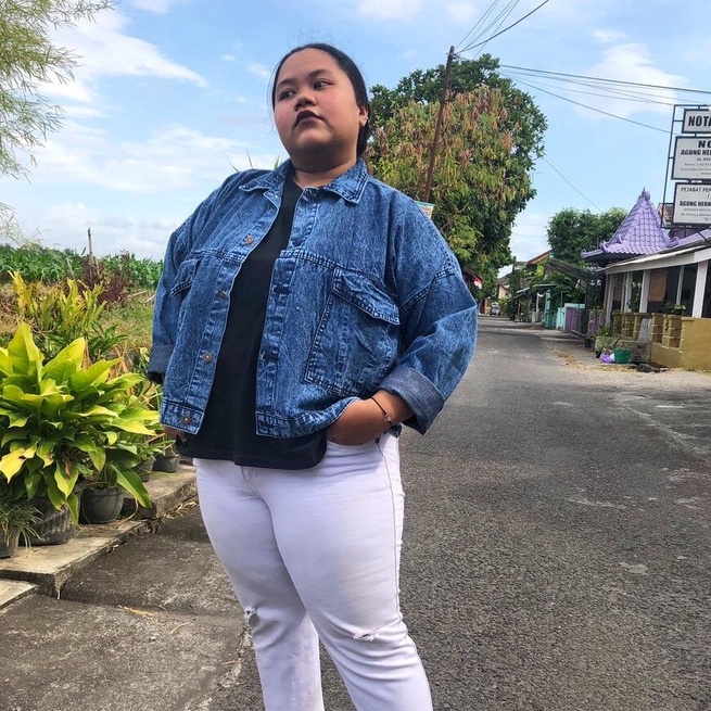 Jaket Jeans Oversize LD 110 - 150 // Jaket Jumbo Saku Wanita Sandwash Denim Premium-OYSTER SW BIRU LD140