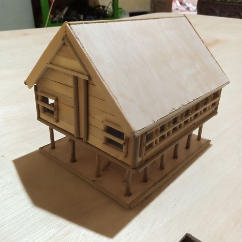 miniatur rumah adat aceh