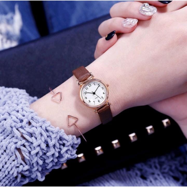 Jam Tangan Wanita Kecil Analog Quartz Dengan Strap PU Leather (013PU)