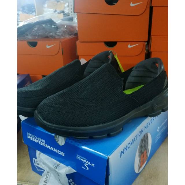 Skecer go walk 3 black