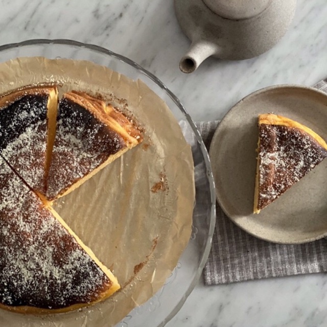 

FROMAGE SALÉ (Gluten Free, Flourless Cheese Cake) / KUKIGURI