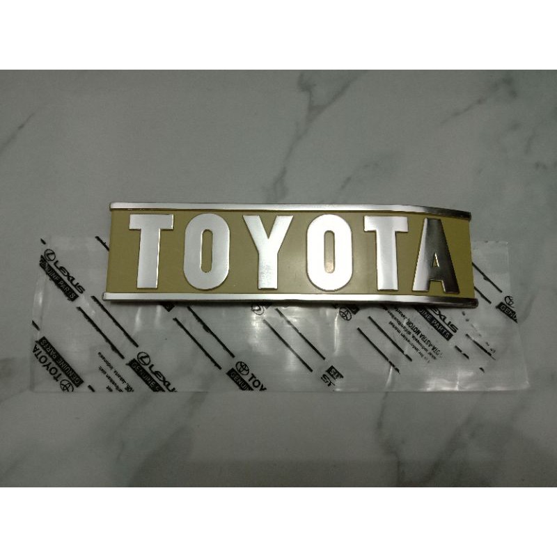 emblem Toyota lengkung hardtop 2f