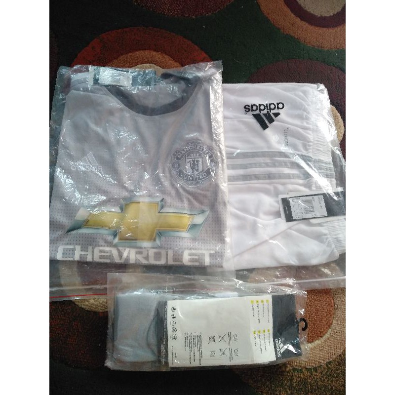 Setelan Jersey away MU 3rd 18/19