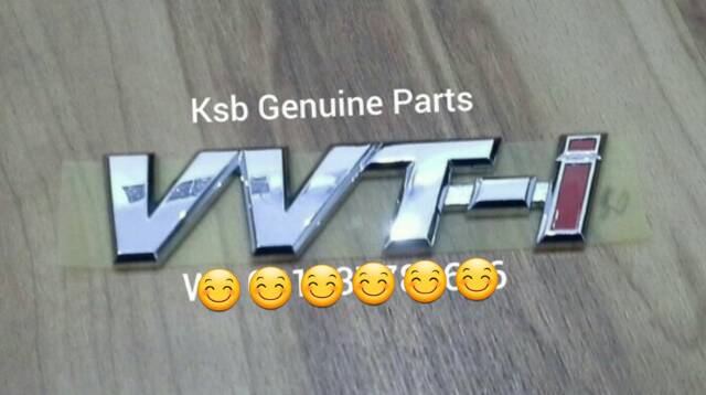 Emblem Logo Vvti Kecil Avanza Rush Xenia Terios Altis Vios Original