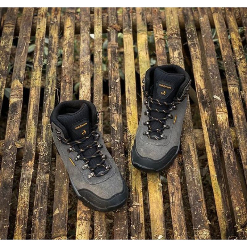 Sepatu Gunung Mokzhaware reality Grey sepatu hiking waterproof kulit outdoor