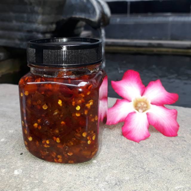 

Sambal Terasi Bu Dewi 200gr