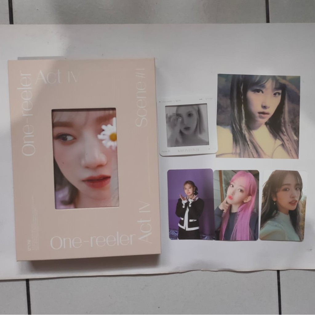 IZ*ONE One Reeler Album Sharing Scene 1 izone yujin yena yuri hyewon eunbi