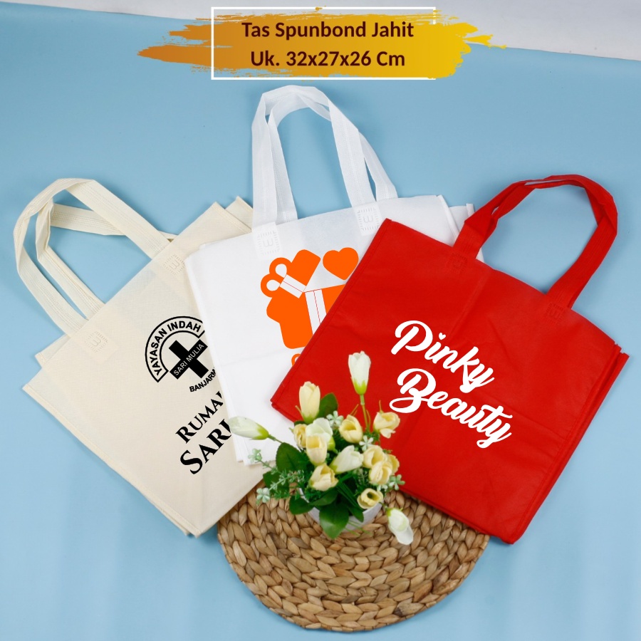 

Tas spunbond goodie bag standing jahit kuat Custom sablon Box Kotak Nasi Kue ukuran 32x27x26 Hajatan Nikahan Aqiqah