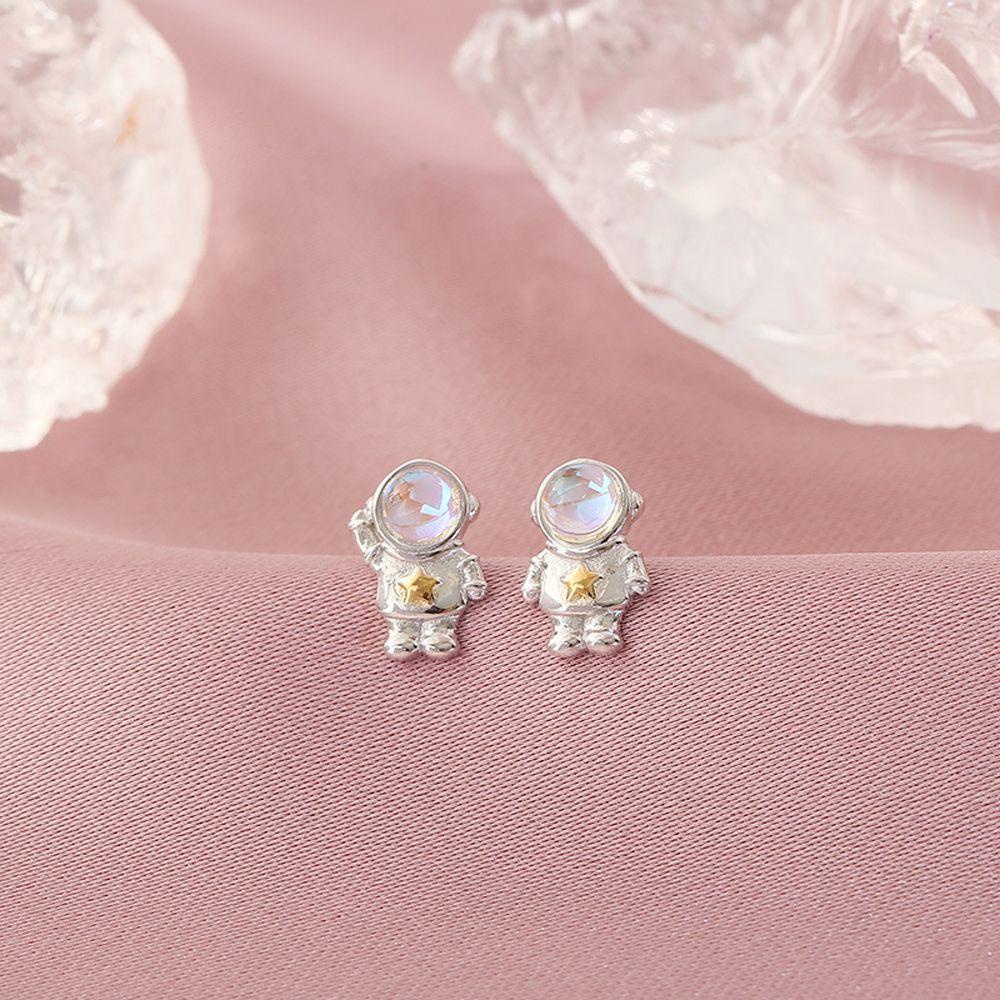 NEEDWAY Anting Korea Aurora Fashion Spaceman Kecil Perempuan Hadiah Perhiasan Anting Astronot Kristal