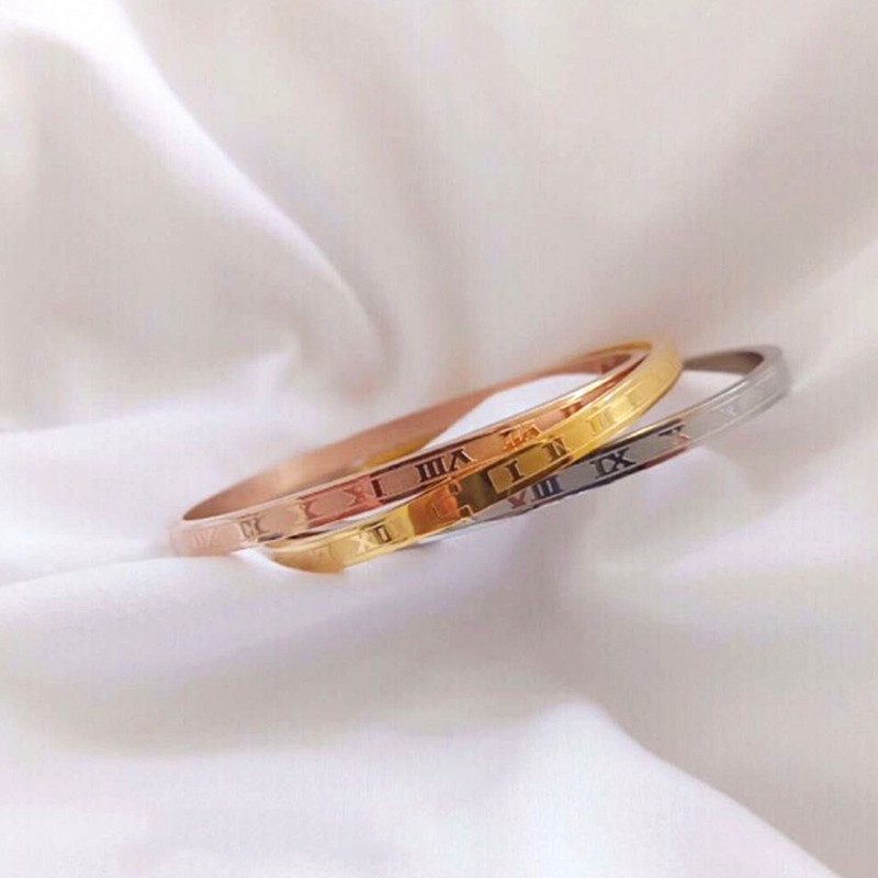 Gelang Titanium Wanita Anti Karat Lapis Emas 18K Angka Romawi Korea Perhiasan Titanium