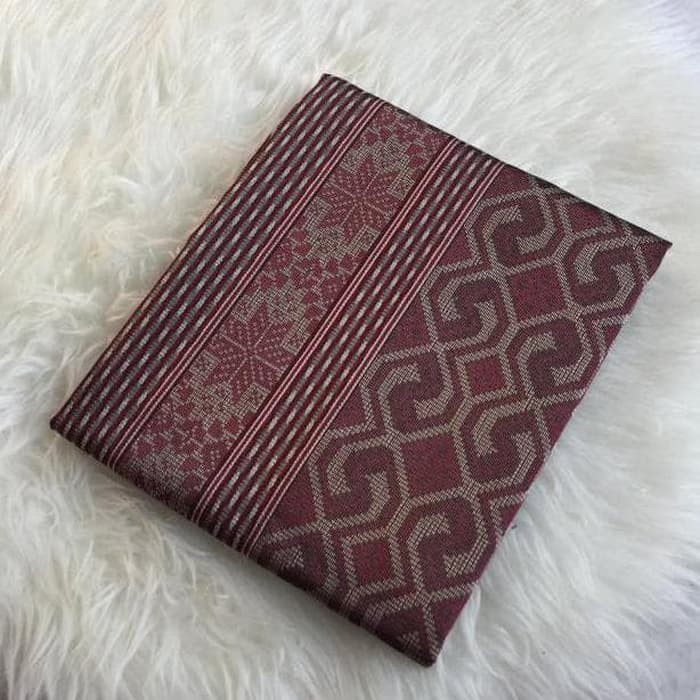 Tenun Songket Baron 2 Dimensi 2 Warna Mewah Toraja Maroon mix Krem .