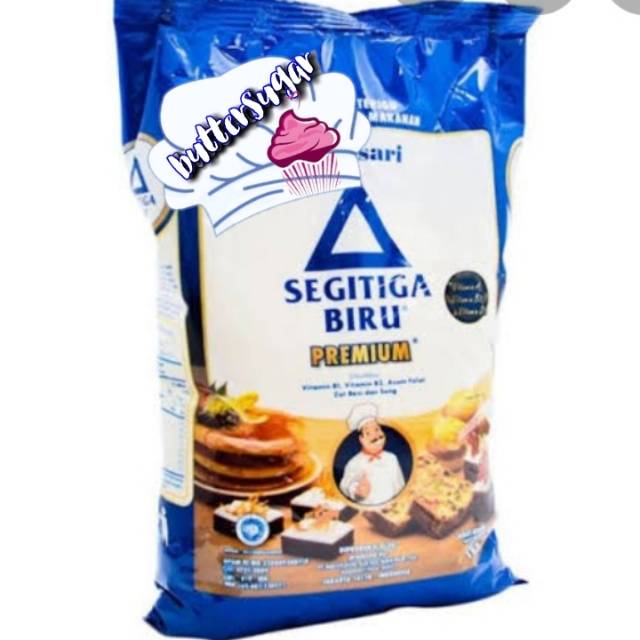 

TEPUNG TERIGU SEGITIGA BIRU PREMIUM 1KG / SEGITIGA BIRU / BOGASARI