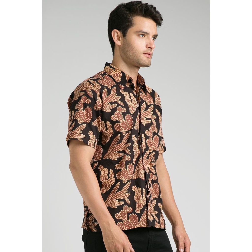 Kemeja Baju Batik Pria Lengan Pendek Cap Hitam Mocca Ikan