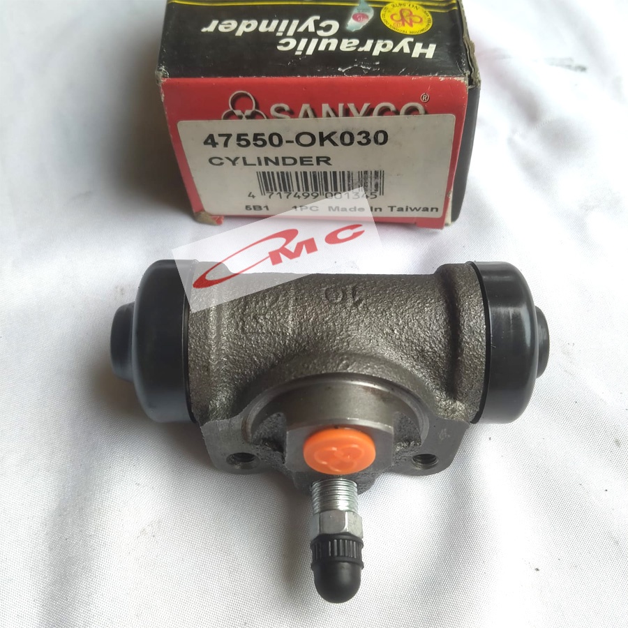 Master Cylinder Rem Belakang Atas Kijang Innova Rush 47550-0K030-SNC