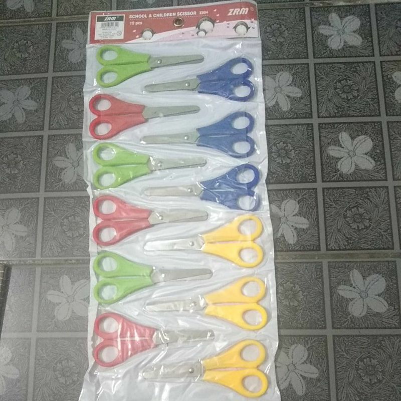 

Gunting Renceng Warna