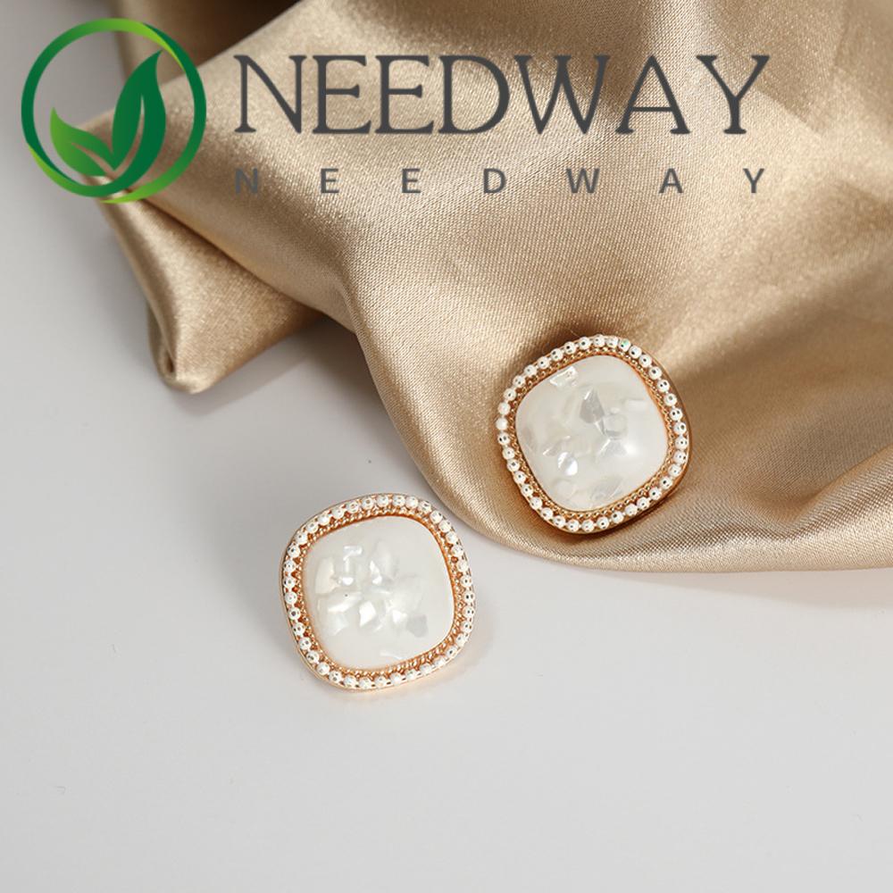 Needway  Gift Square Temperament Geometric Stud Earrings New Fashion Korean S925 Needle Bling Vintage Shell/Multicolor