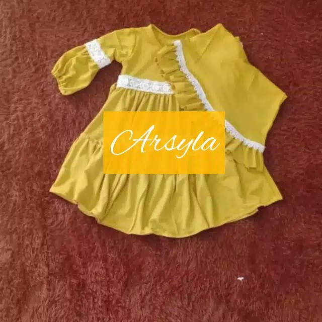 Rantang Karakter 4 Susun