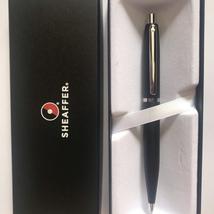 

Pulpen Sheaffer®️VFM Matte Black Ballpoint promo