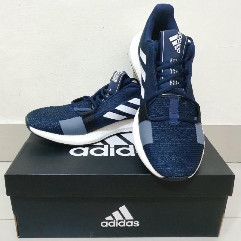 Sepatu Adidas SENSEBOOST GO M original