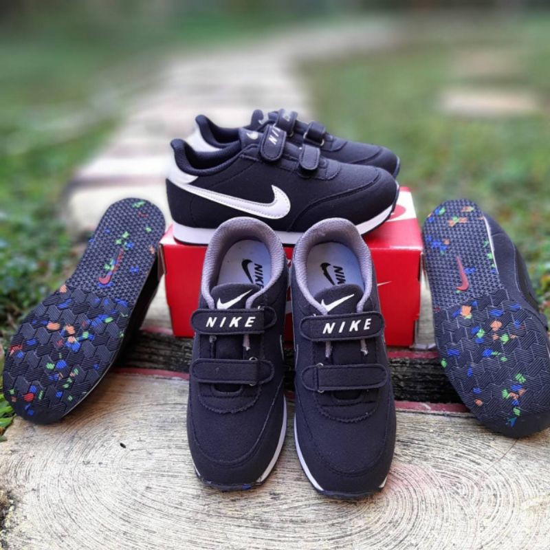 SEPATU PRIA NIKE HITAM ARMY MURAH