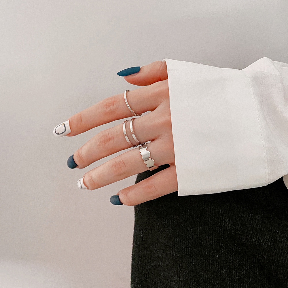 3pcs / Set Cincin Jari Bentuk Hati Warna Silver Gaya Punk Korea Hip-hop Untuk Wanita