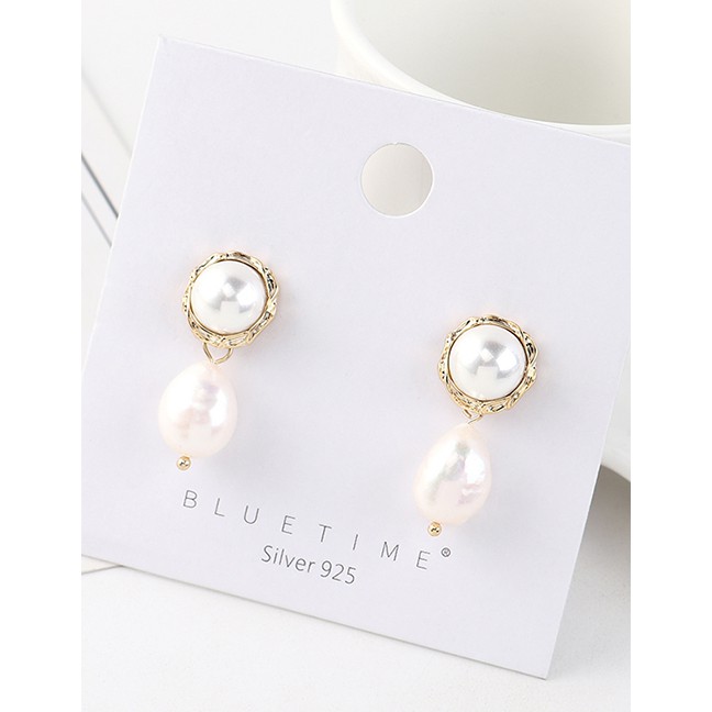 LRC Anting Tusuk Fashion Golden Real Gold-plated Pearl S925 Silver Pin Earrings Y63059