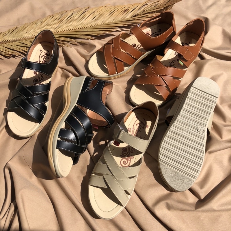 Sandal slop wedges kokop polos tinggi 5cm fashion wanita cantik casual variasi tali silang perekat back strap sol karet anti slip SLOP KAMPUS 6