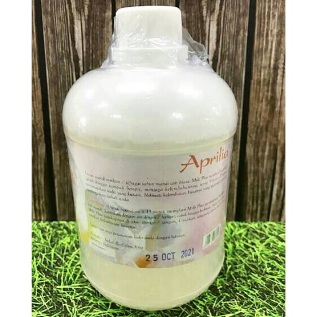 Aprilia Milk + Vitamin 1000ml/Sabun Mandi susu literan/sabun mandi cair literan/sabun mandi wangi