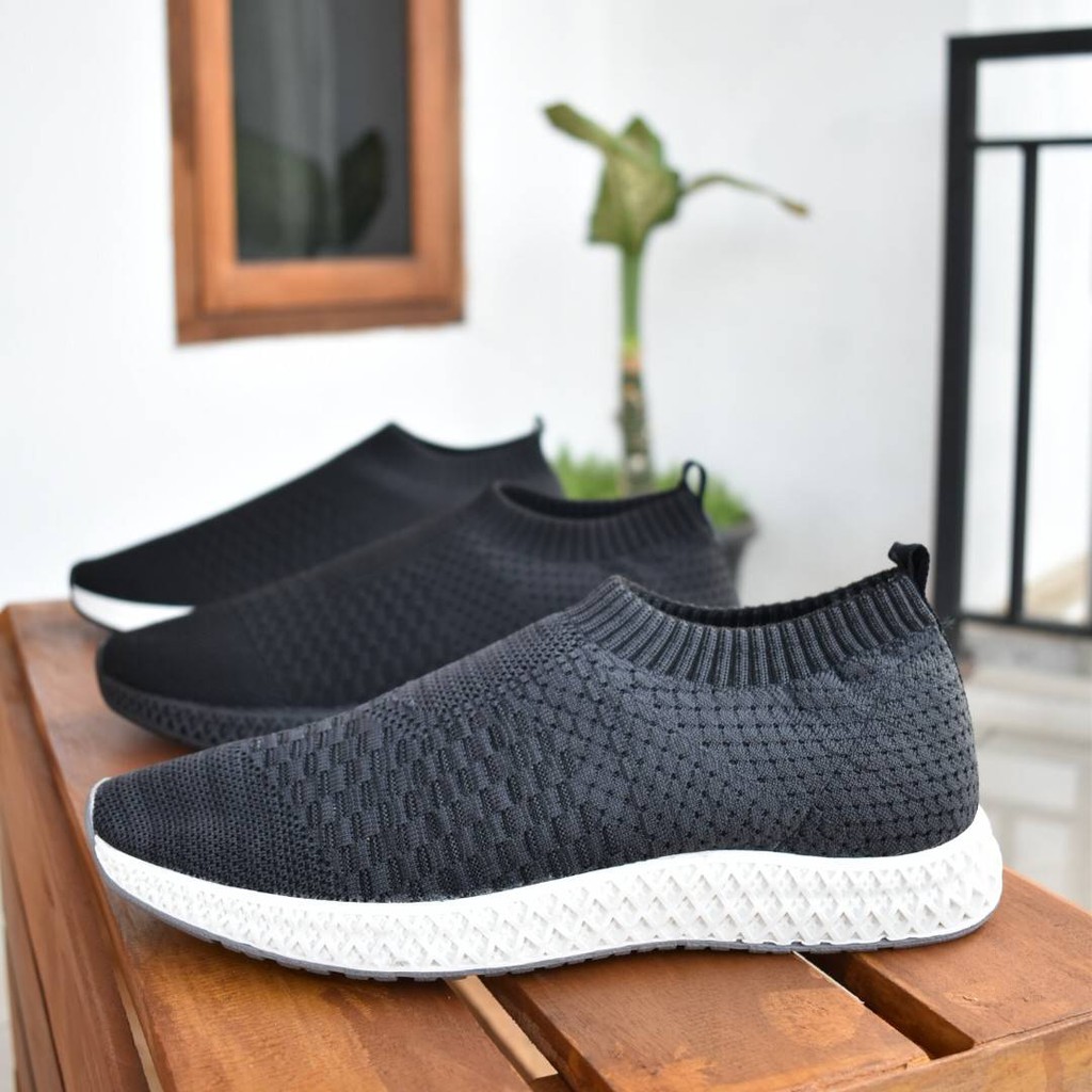 LEANDER BLACK |FORIND x Volve| Sepatu Sneakers PK OG Lari Knit Knitted Rajut Original Lokal Footwear