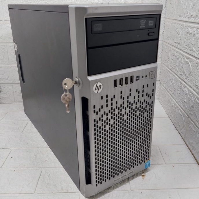 HP Proliant ML310e Gen8 v2 Server Tower Ram 8Gb (8Gbx1) HDD 1TB