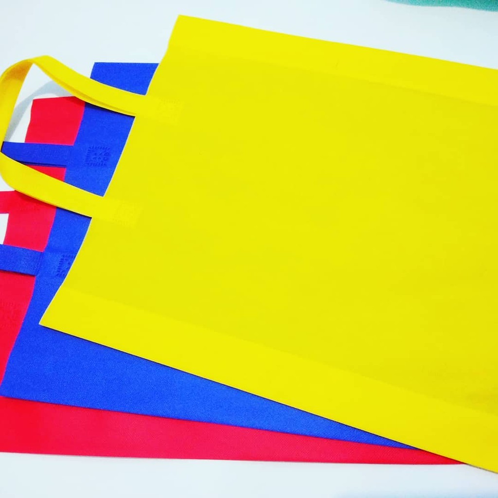 

RB 1 Lusin 38x45x11 Tas spunbond / tali / kain / nonwoven / goodie / souvenir / goodiebag / totebag