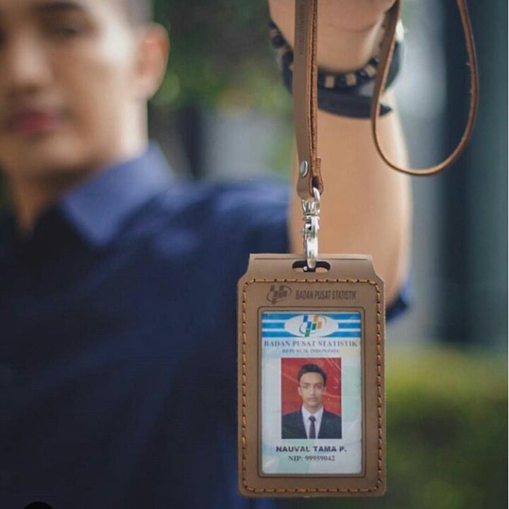 

Id Card / Name Tag / Card Holder Bisa Desain Sendiri / Gratis Ukir Nama & Logo Sultan Leathers