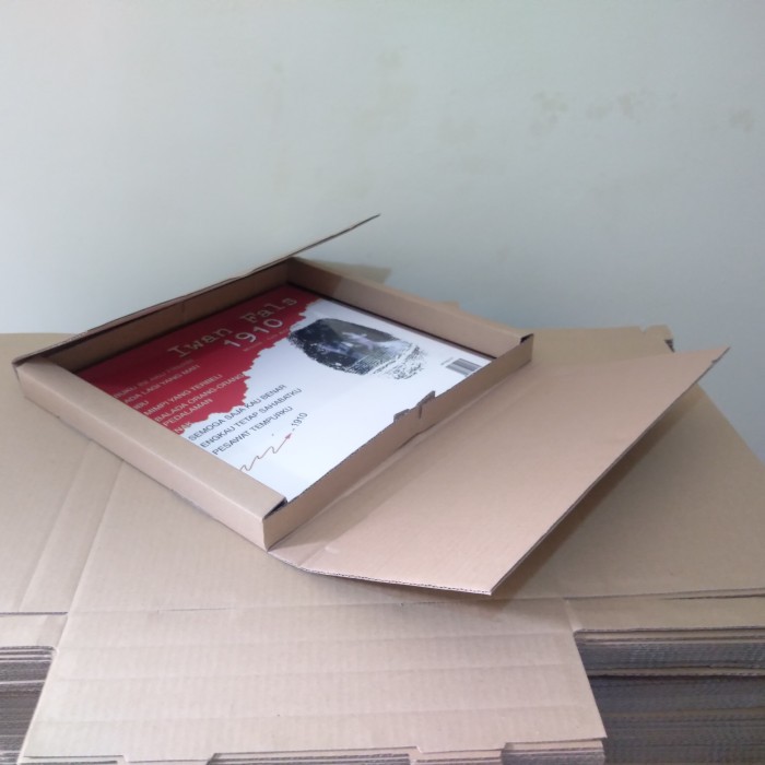 

kardus piringan hitam / vinyl isi 20 kotak Limited