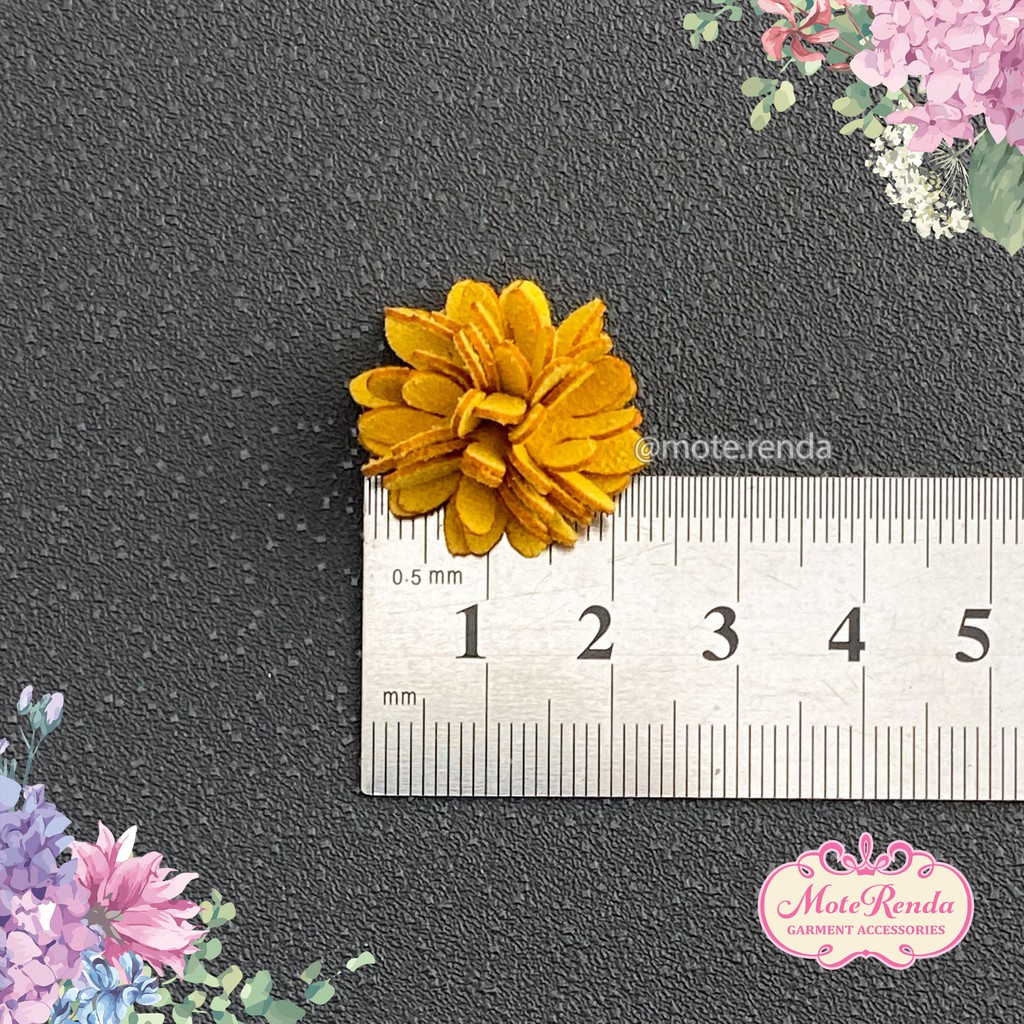 Aplikasi bunga mini chrysan, lebar 2cm kode 7VVS20