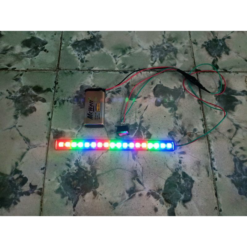 Sepaket Strobo RGB Miniatur Bus/Truk Panjang 14cm Banyak Mode