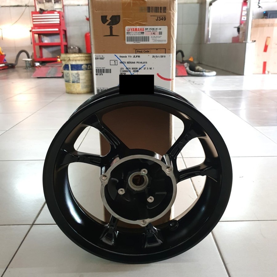 VELG BELAKANG NMAX N MAX HITAM YAMAHA