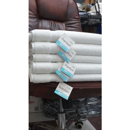 Keset kaki,keset hotel,bath math polos putih katun terry palmer