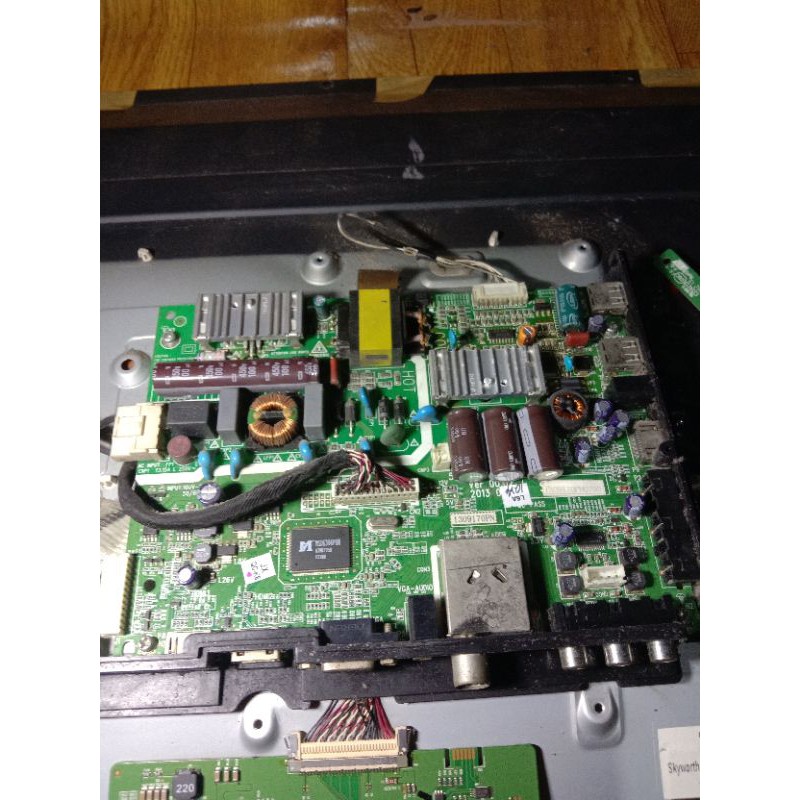 mainboard/mb/mesin tv coocaa 32 inch model 32E36