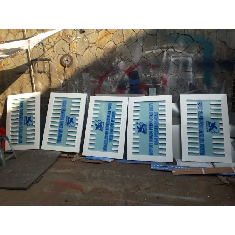 BANNER REKLAME SPANDUK NEON BOX