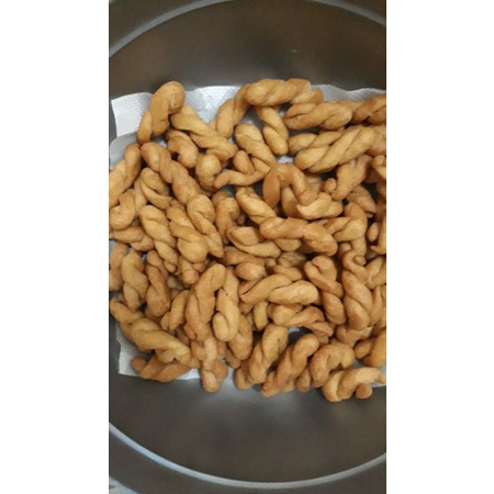 

KUE TAMBANG GURIH EMPUK. 250 GR