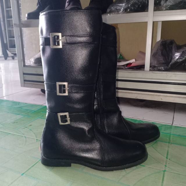Sepatu mayoret kulit asli