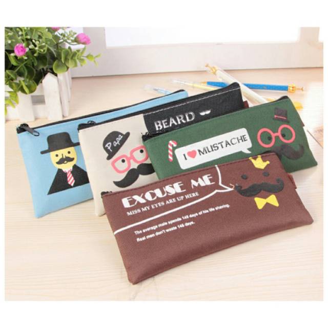 

Tempat Pensil Kain Kumis Mustache