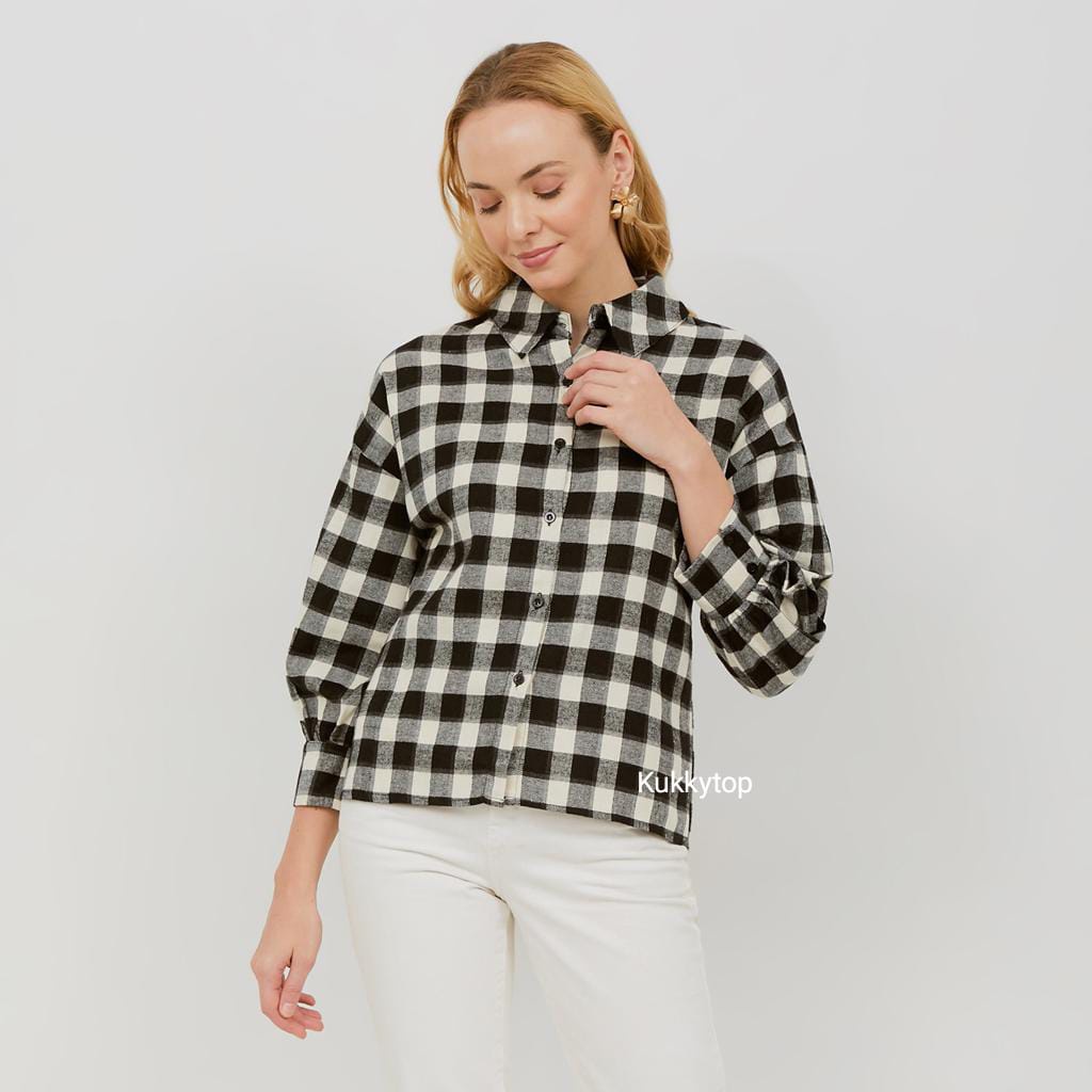 Kukky Top Kemeja Wanita Tangan Balon Kotak Flanel 11932