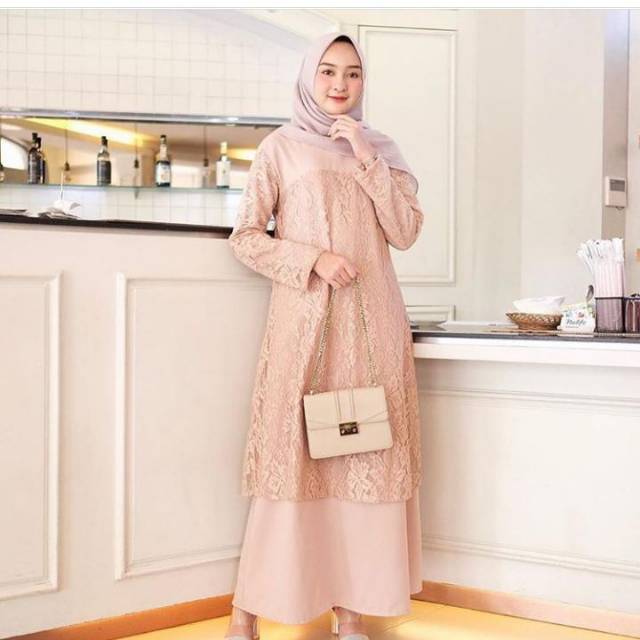 Gamis broklat