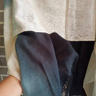 PRELOVED SCARF GRADASI 3 WARNA ABU ABU Shopee Indonesia PRELOVED SCARF GRADASI 3 WARNA ABU ABU Shopee Indonesia
